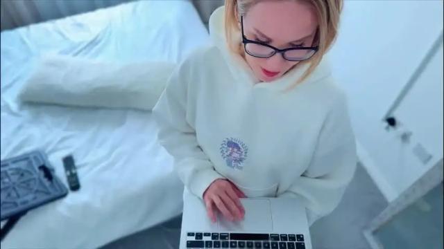Image 7 of myassistant Stream on Chaturbate on 29 days ago