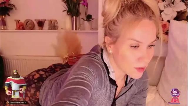 Image 4 of myassistant Stream on Chaturbate on 12 hours ago
