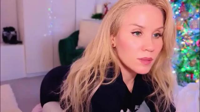 Image 6 of myassistant Stream on Chaturbate on 1 month ago