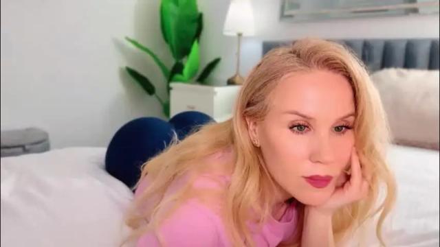 Image 6 of myassistant Stream on Chaturbate on 1 month ago