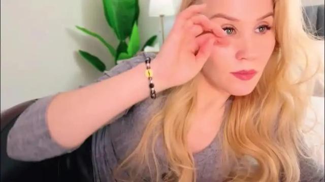 Image 6 of myassistant Stream on Chaturbate on 25 days ago