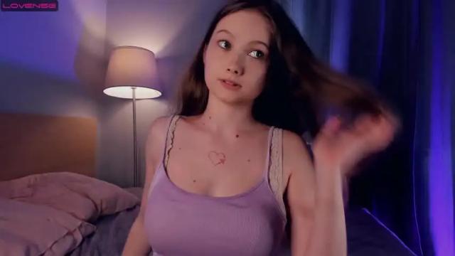 Image 6 of mycheeks4u Stream on Chaturbate on 16 months ago
