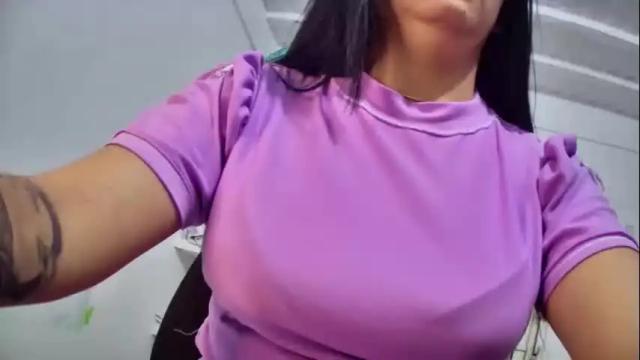 Image 2 of myhoney_hot Stream on Chaturbate on 12 days ago