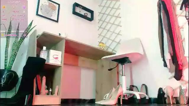 Image 7 of myla_sarah1 Stream on Chaturbate on 1 month ago