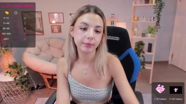 Image 8 of mylaflores Stream on Chaturbate on 20 months ago