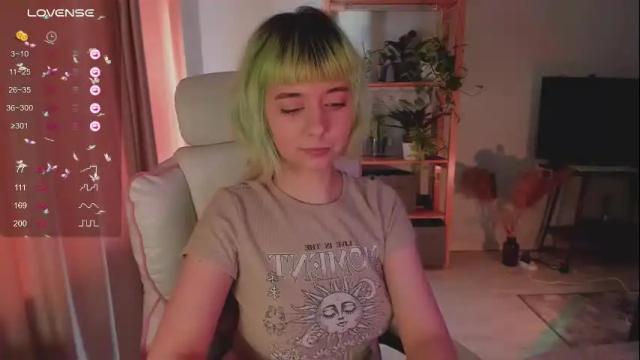 Image 7 of mylaweb Stream on Chaturbate on 3 months ago