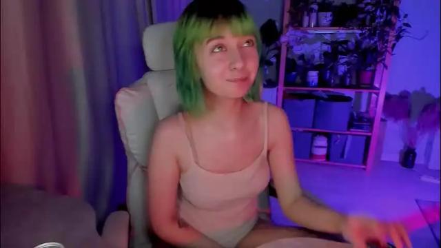 Image 4 of mylaweb Stream on Chaturbate on 2 months ago