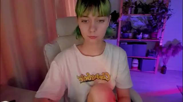 Image 3 of mylaweb Stream on Chaturbate on 2 months ago