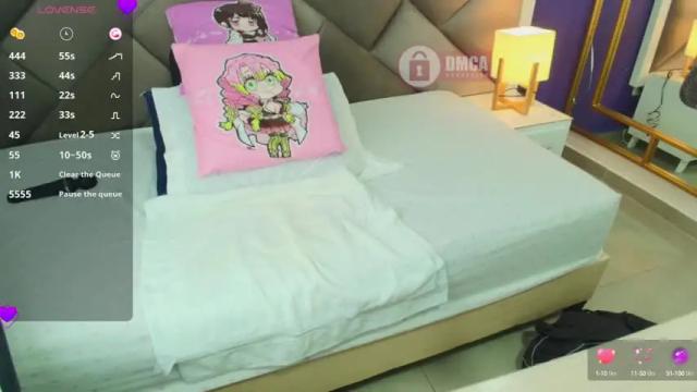 Image 2 of mylittle_mila Stream on Chaturbate on 3 days ago