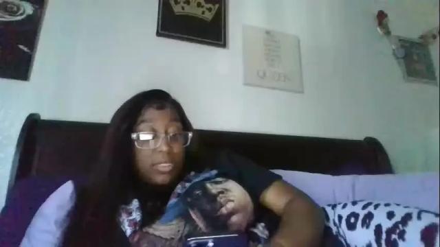 Image 2 of mymytitsnasz Stream on Chaturbate on 19 months ago