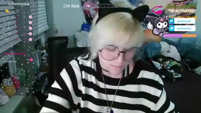 Image 9 of myrtlemystic Stream on Chaturbate on 16 months ago