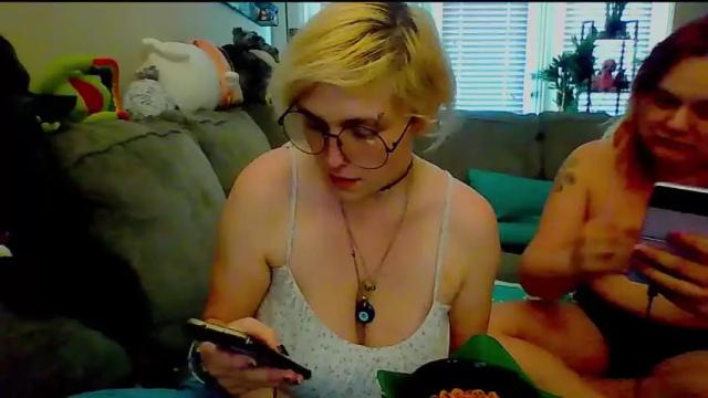 Image 4 of myrtlemystic Stream on Chaturbate on 10 months ago