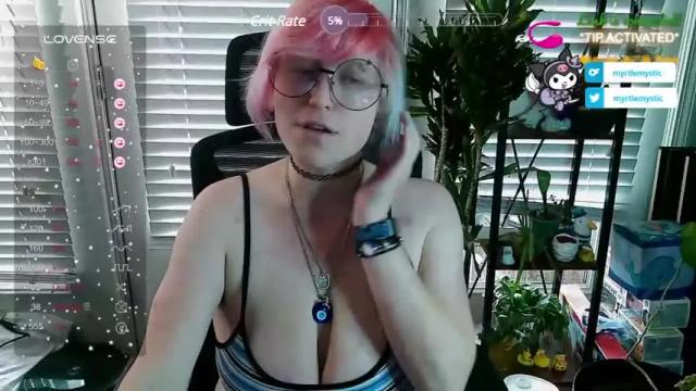 Image 6 of myrtlemystic Stream on Chaturbate on 9 months ago