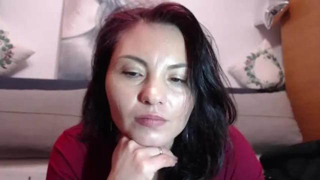 Image 6 of mysoftflower Stream on Chaturbate on 14 months ago