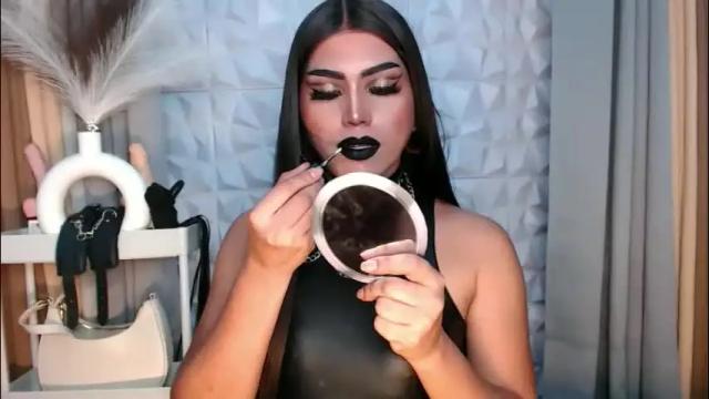 Image 4 of mysterious_diva Stream on Chaturbate on 4 months ago