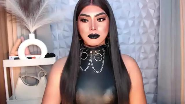 Image 3 of mysterious_diva Stream on Chaturbate on 3 months ago