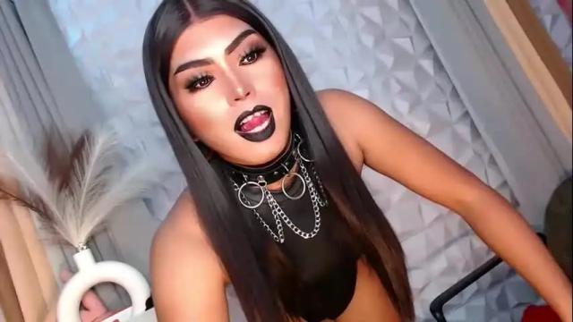 Image 2 of mysterious_diva Stream on Chaturbate on 3 months ago