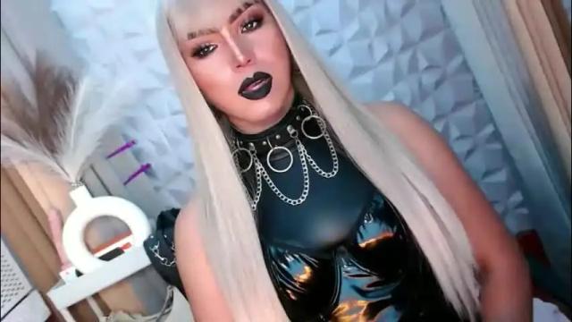 Image 11 of mysterious_diva Stream on Chaturbate on 2 months ago