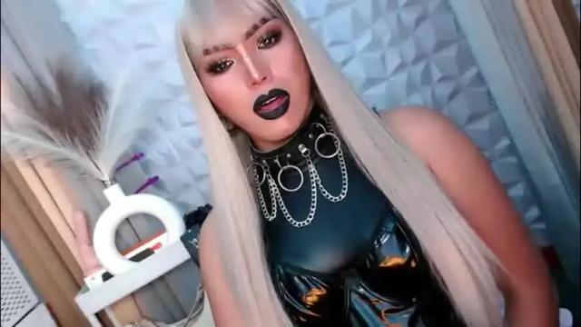 Image 6 of mysterious_diva Stream on Chaturbate on 2 months ago