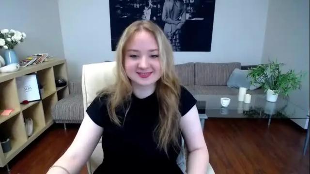 Image 3 of mysteryeoflovee Stream on Chaturbate on 19 months ago