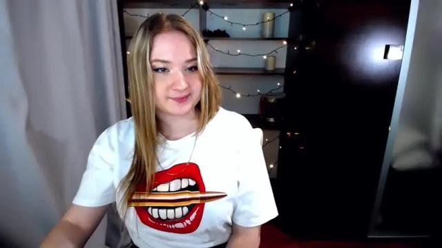 Image 3 of mysteryeoflovee Stream on Chaturbate on 19 months ago