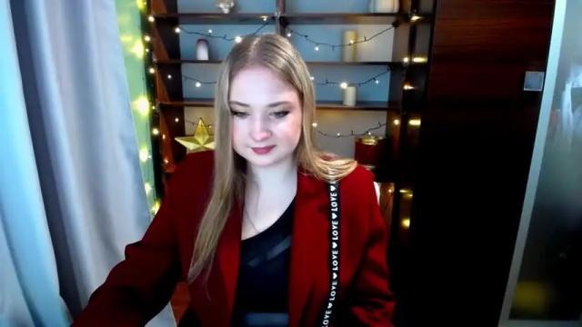 Image 7 of mysteryeoflovee Stream on Chaturbate on 21 months ago