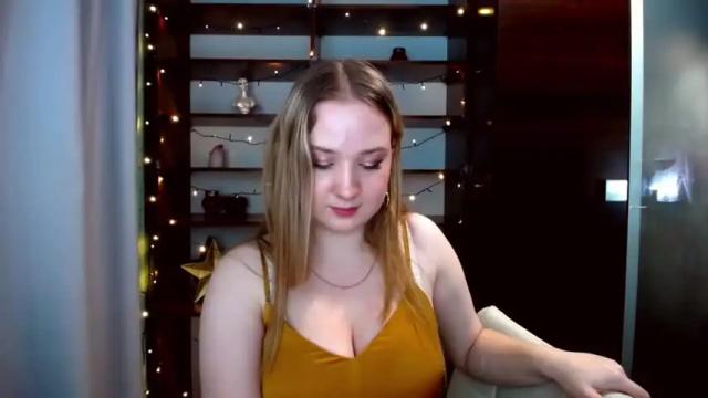 Image 10 of mysteryeoflovee Stream on Chaturbate on 18 months ago