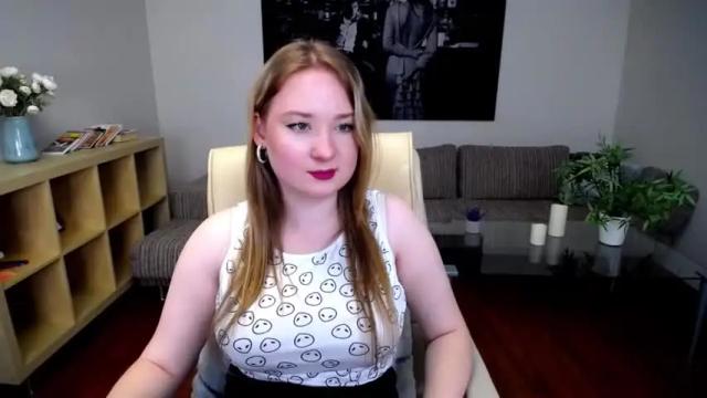 Image 7 of mysteryeoflovee Stream on Chaturbate on 18 months ago