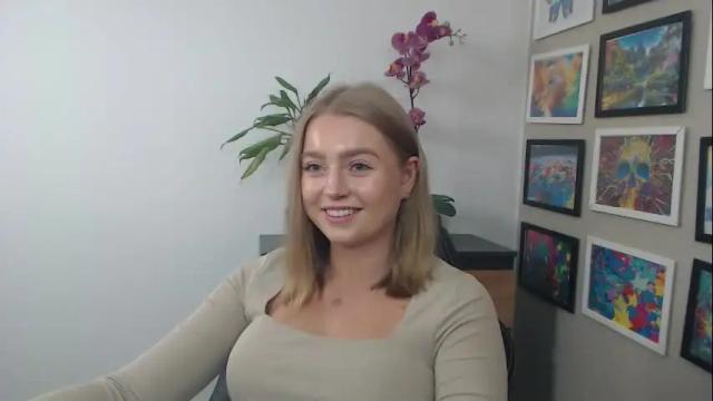 Image 4 of mysteryericax Stream on Chaturbate on 1 month ago
