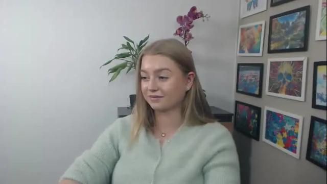 Image 7 of mysteryericax Stream on Chaturbate on 1 month ago