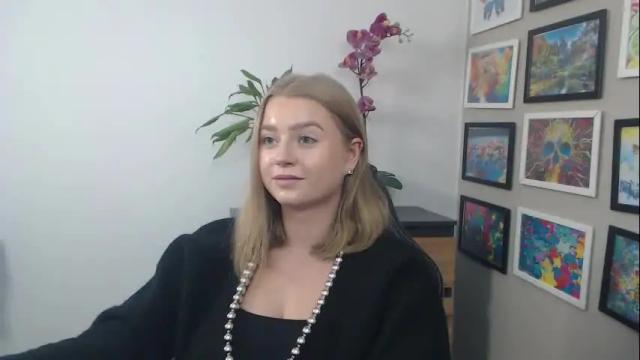 Image 10 of mysteryericax Stream on Chaturbate on 1 month ago