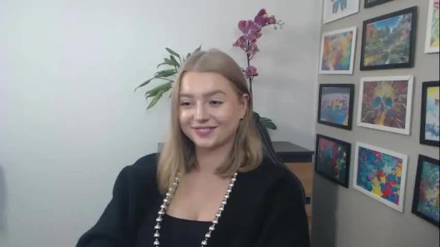 Image 11 of mysteryericax Stream on Chaturbate on 1 month ago
