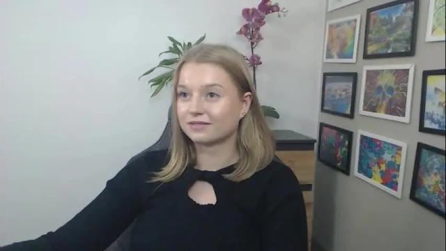 Image 3 of mysteryericax Stream on Chaturbate on 1 month ago