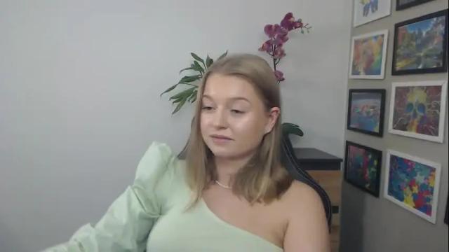 Image 11 of mysteryericax Stream on Chaturbate on 23 days ago