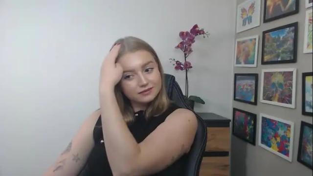 Image 11 of mysteryericax Stream on Chaturbate on 15 days ago