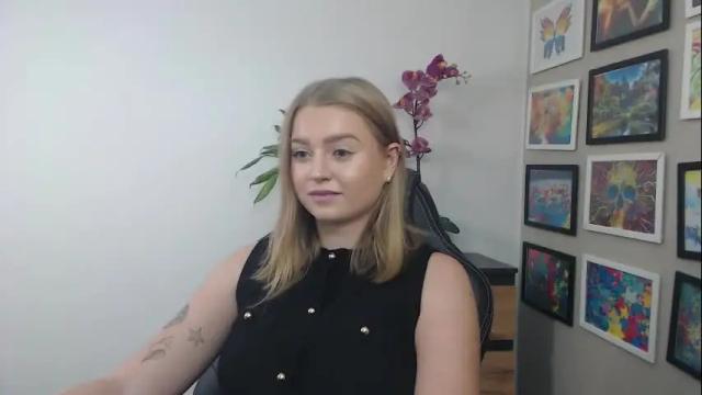 Image 12 of mysteryericax Stream on Chaturbate on 15 days ago