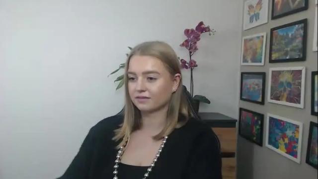 Image 4 of mysteryericax Stream on Chaturbate on 11 days ago