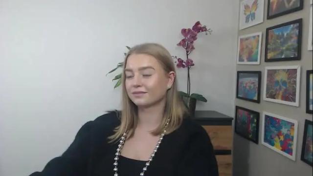 Image 7 of mysteryericax Stream on Chaturbate on 11 days ago
