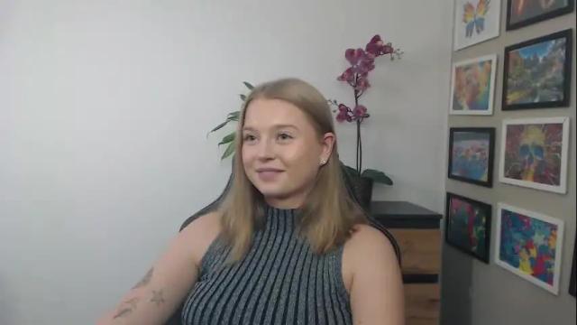 Image 7 of mysteryericax Stream on Chaturbate on 10 days ago