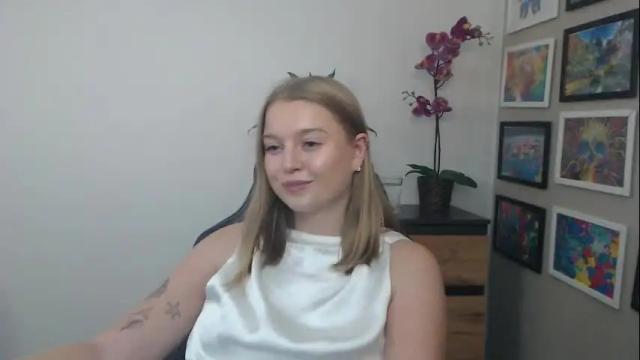 Image 11 of mysteryericax Stream on Chaturbate on 7 days ago