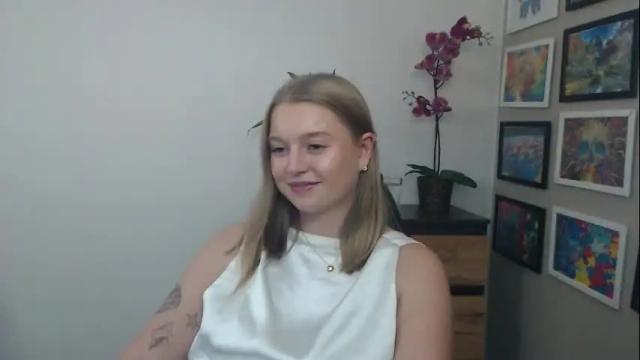 Image 2 of mysteryericax Stream on Chaturbate on 7 days ago