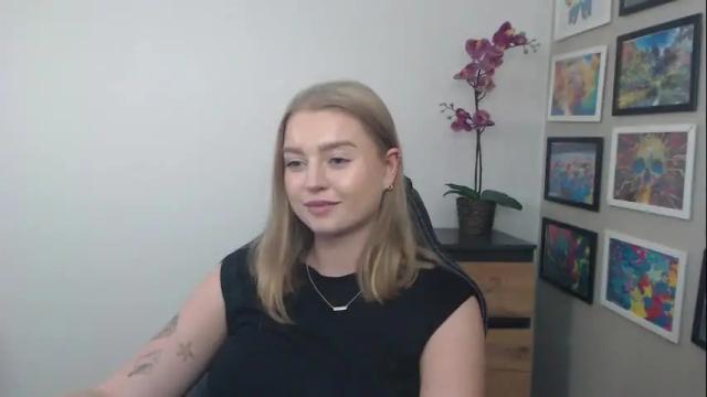 Image 7 of mysteryericax Stream on Chaturbate on 4 days ago