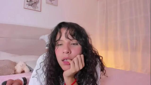 Image 6 of mysteyes Stream on Chaturbate on 3 months ago