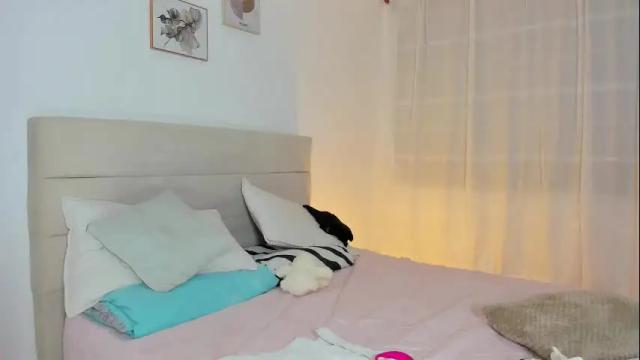 Image 3 of mysteyes Stream on Chaturbate on 3 months ago