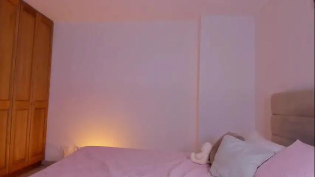 Image 3 of mysteyes Stream on Chaturbate on 3 months ago