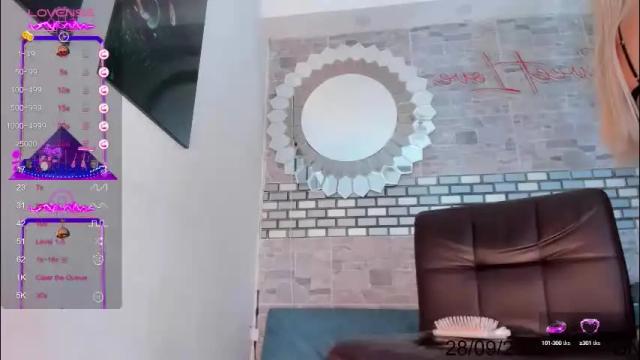 Image 12 of mystiquets Stream on Chaturbate on 24 days ago