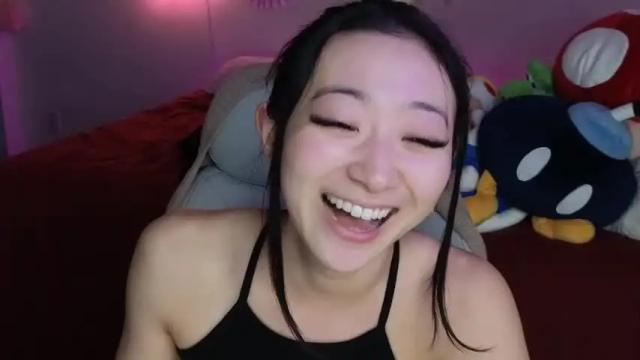 Image 11 of mysweetsofie1 Stream on Chaturbate on 11 months ago