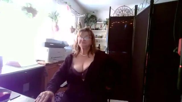 Image 12 of mzdevilicious Stream on Chaturbate on 20 months ago