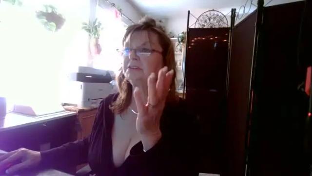 Image 4 of mzdevilicious Stream on Chaturbate on 20 months ago