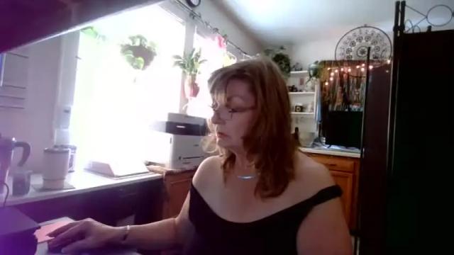 Image 2 of mzdevilicious Stream on Chaturbate on 18 months ago